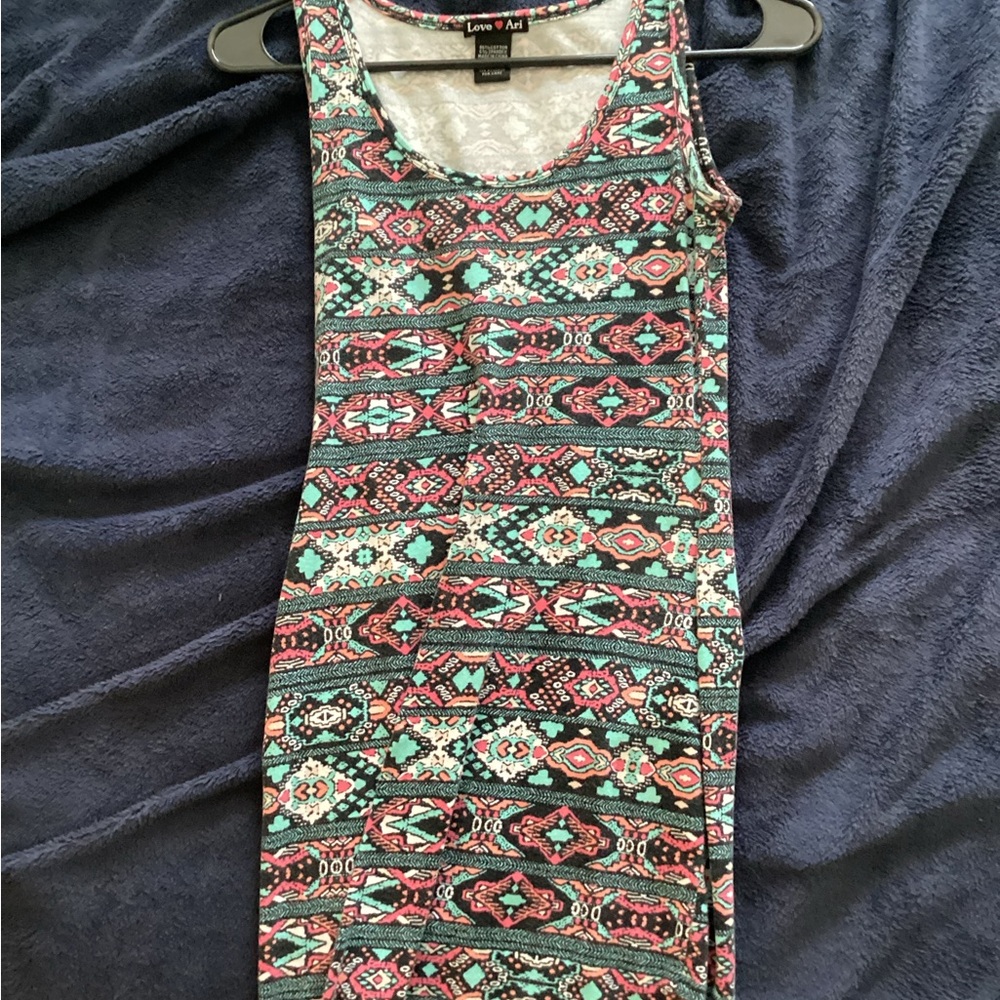 Love Ari Sleeveless Dress with Vibrant Patterns